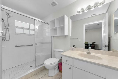 Villa ou maison à vendre à Largo, Floride: 2 chambres, 100.33 m2 № 1916024 - photo 23