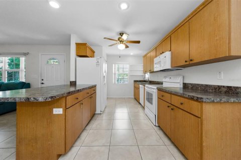 Villa ou maison à vendre à Largo, Floride: 2 chambres, 100.33 m2 № 1916024 - photo 10