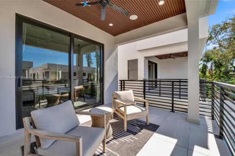 Townhouse in Fort Lauderdale, Florida 3 bedrooms № 1830692 - photo 27