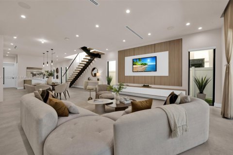 Townhouse in Fort Lauderdale, Florida 3 bedrooms № 1830692 - photo 15