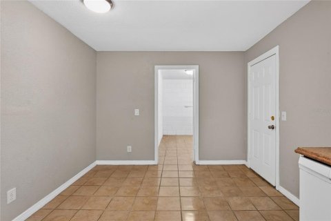 House in Lake Wales, Florida 3 bedrooms, 86.96 sq.m. № 2214195 - photo 20
