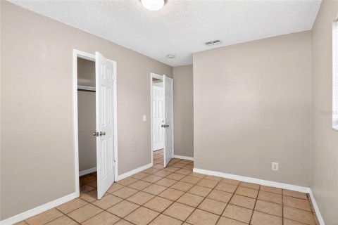 House in Lake Wales, Florida 3 bedrooms, 86.96 sq.m. № 2214195 - photo 17