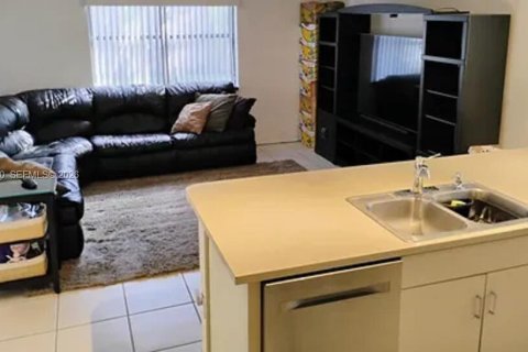 Casa en venta en Davie, Florida, 4 dormitorios, 188.78 m2 № 2048647 - foto 9