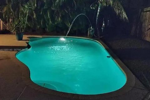 Casa en venta en Davie, Florida, 4 dormitorios, 188.78 m2 № 2048647 - foto 27