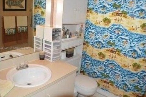 Casa en venta en Davie, Florida, 4 dormitorios, 188.78 m2 № 2048647 - foto 17