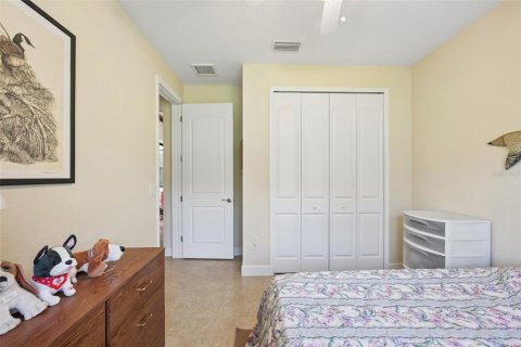 Villa ou maison à vendre à North Port, Floride: 4 chambres, 222.78 m2 № 2419331 - photo 25