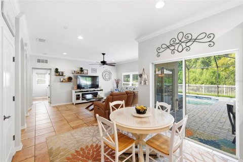 Villa ou maison à vendre à New Port Richey, Floride: 4 chambres, 215.07 m2 № 2222938 - photo 21