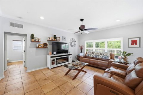 Villa ou maison à vendre à New Port Richey, Floride: 4 chambres, 215.07 m2 № 2222938 - photo 16