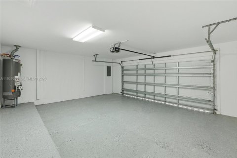 Купить виллу или дом в Майами, Флорида 3 спальни, 153.85м2, № 1997815 - фото 24