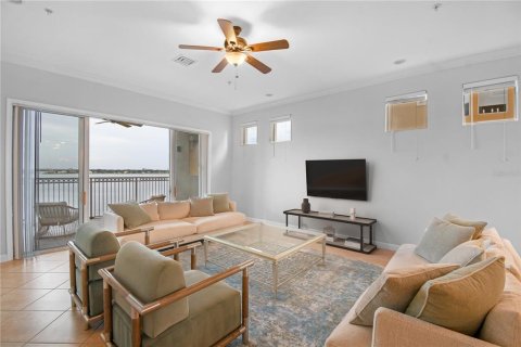 Condo in Orlando, Florida, 3 bedrooms  № 1852701 - photo 3