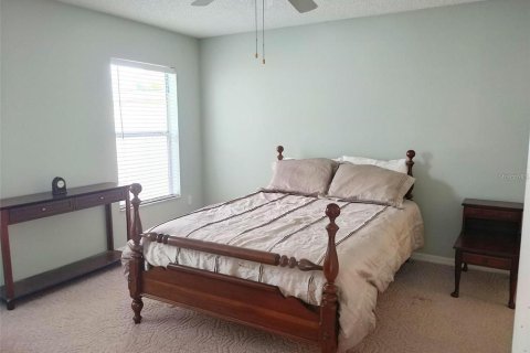 House in Lady Lake, Florida 2 bedrooms, 112.78 sq.m. № 1657071 - photo 7