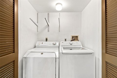 Condominio en venta en Tampa, Florida, 2 dormitorios, 180.79 m2 № 2298469 - foto 14