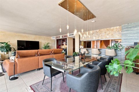 Condominio en venta en Tampa, Florida, 2 dormitorios, 180.79 m2 № 2298469 - foto 23