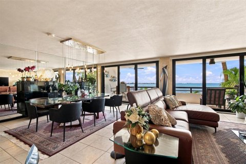 Condominio en venta en Tampa, Florida, 2 dormitorios, 180.79 m2 № 2298469 - foto 15