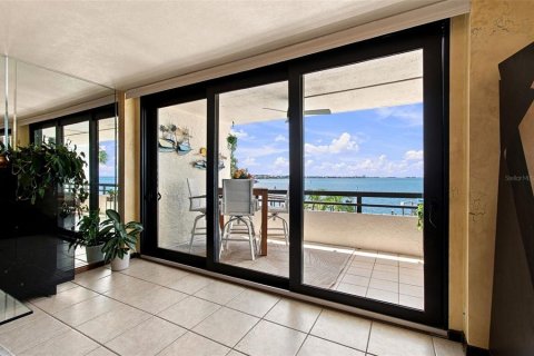 Condominio en venta en Tampa, Florida, 2 dormitorios, 180.79 m2 № 2298469 - foto 24