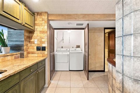 Condominio en venta en Tampa, Florida, 2 dormitorios, 180.79 m2 № 2298469 - foto 13