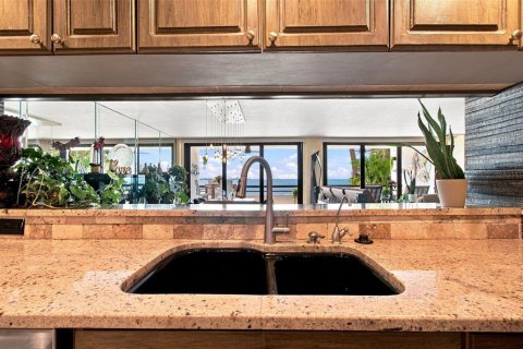 Condominio en venta en Tampa, Florida, 2 dormitorios, 180.79 m2 № 2298469 - foto 9