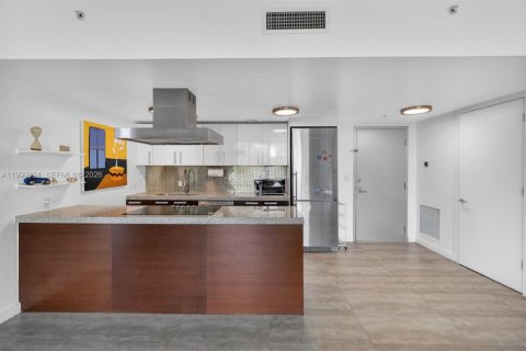 Купить кондоминиум в Майами, Флорида 2 спальни, 108.88м2, № 2189969 - фото 6