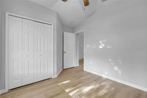 House in Lake Mary, Florida 4 bedrooms, 166.2 sq.m. № 1679891 - photo 18