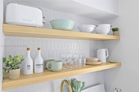 Купить коммерческую недвижимость в Лейк-Уорт, Флорида 477.89м2, № 2044181 - фото 20