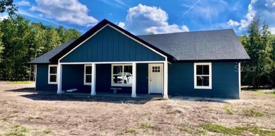 House in Bell, Florida 3 bedrooms, 167.6 sq.m. № 1910667