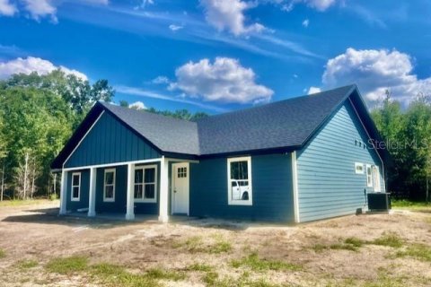 House in Bell, Florida 3 bedrooms, 167.6 sq.m. № 1910667 - photo 2