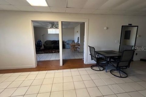 Commercial property in Polk City, Florida 281.03 sq.m. № 2212766 - photo 14