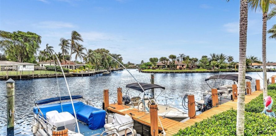 Condo à Pompano Beach, Floride, 2 chambres  № 1977671