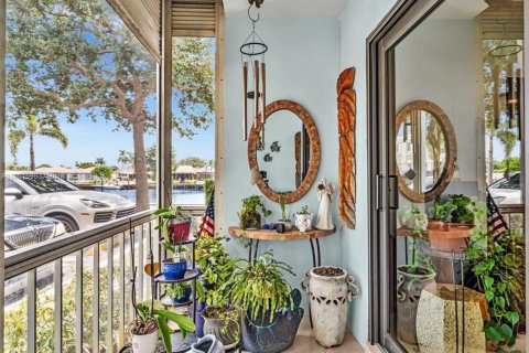 Copropriété à vendre à Pompano Beach, Floride: 2 chambres, 91.23 m2 № 1977671 - photo 22