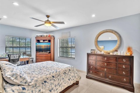 Copropriété à vendre à Pompano Beach, Floride: 2 chambres, 91.23 m2 № 1977671 - photo 27