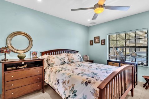 Copropriété à vendre à Pompano Beach, Floride: 2 chambres, 91.23 m2 № 1977671 - photo 25