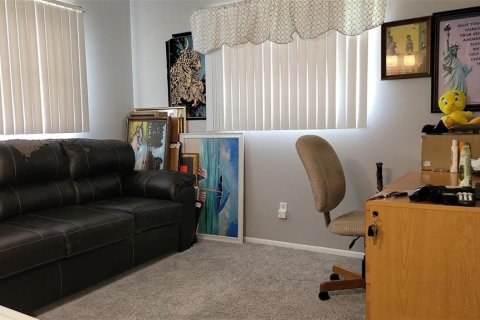 House in Pinellas Park, Florida 2 bedrooms, 80.27 sq.m. № 1681311 - photo 17