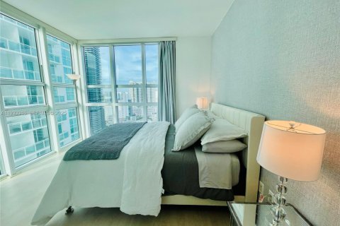 Снять в аренду кондоминиум в Майами, Флорида 1 спальня, 71.91м2, № 1992619 - фото 12