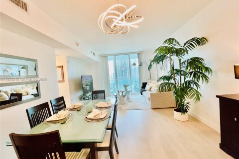 Снять в аренду кондоминиум в Майами, Флорида 1 спальня, 71.91м2, № 1992619 - фото 16