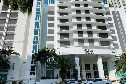 Снять в аренду кондоминиум в Майами, Флорида 1 спальня, 71.91м2, № 1992619 - фото 21