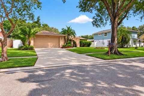 Casa en venta en Tampa, Florida, 3 dormitorios, 153.1 m2 № 2412713 - foto 3