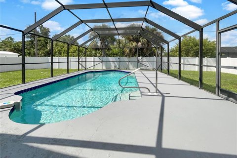 Villa ou maison à vendre à Port Charlotte, Floride: 3 chambres, 163.14 m2 № 1414989 - photo 24