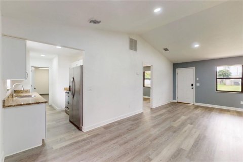 Villa ou maison à vendre à Saint Lucie, Floride: 3 chambres, 139.35 m2 № 2400188 - photo 15