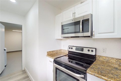 Villa ou maison à vendre à Saint Lucie, Floride: 3 chambres, 139.35 m2 № 2400188 - photo 22