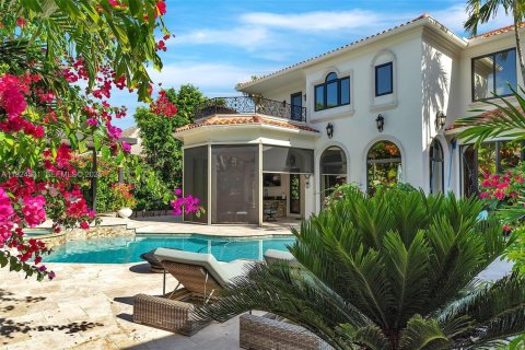 House in Boca Raton, Florida 5 bedrooms, 566.61 sq.m. № 2076706 - photo 25