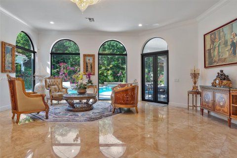 House in Boca Raton, Florida 5 bedrooms, 566.61 sq.m. № 2076706 - photo 15