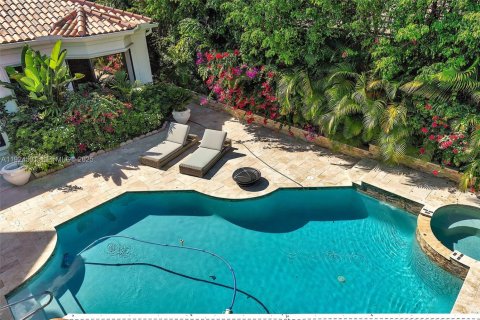 House in Boca Raton, Florida 5 bedrooms, 566.61 sq.m. № 2076706 - photo 29