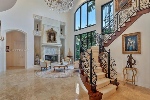 House in Boca Raton, Florida 5 bedrooms, 566.61 sq.m. № 2076706 - photo 7