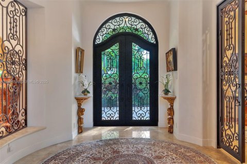 House in Boca Raton, Florida 5 bedrooms, 566.61 sq.m. № 2076706 - photo 5