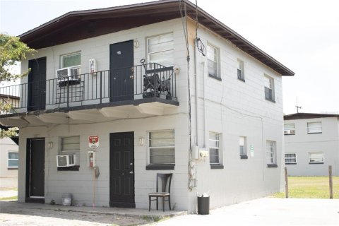 Propiedad comercial en venta en Orlando, Florida, 28 dormitorios, 301.75 m2 № 2137108 - foto 10