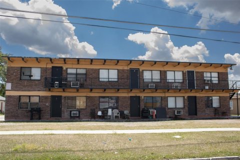 Propiedad comercial en venta en Orlando, Florida, 28 dormitorios, 301.75 m2 № 2137108 - foto 17