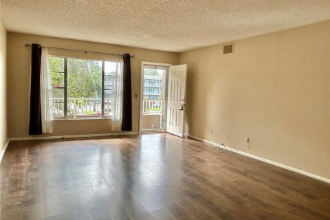 Condo in Clearwater, Florida, 2 bedrooms  № 1913212 - photo 5