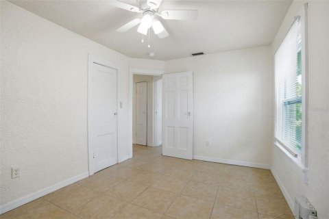 Villa ou maison à louer à Clearwater, Floride: 3 chambres, 95.32 m2 № 2106697 - photo 13