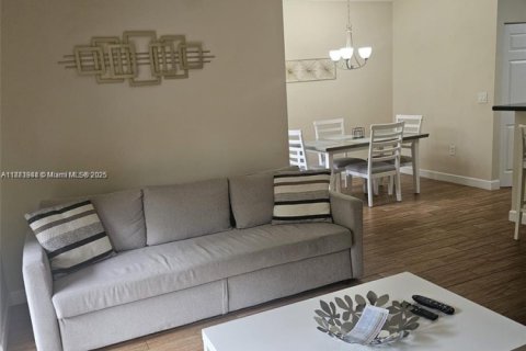 Copropriété à vendre à Aventura, Floride: 1 chambre, 69.68 m2 № 1980002 - photo 1
