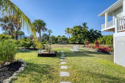 House in Placida, Florida 3 bedrooms, 191.75 sq.m. № 2099743 - photo 30